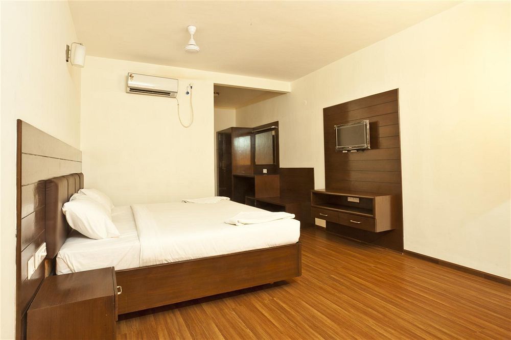 Mamalla Inn Mamallapuram Exterior foto